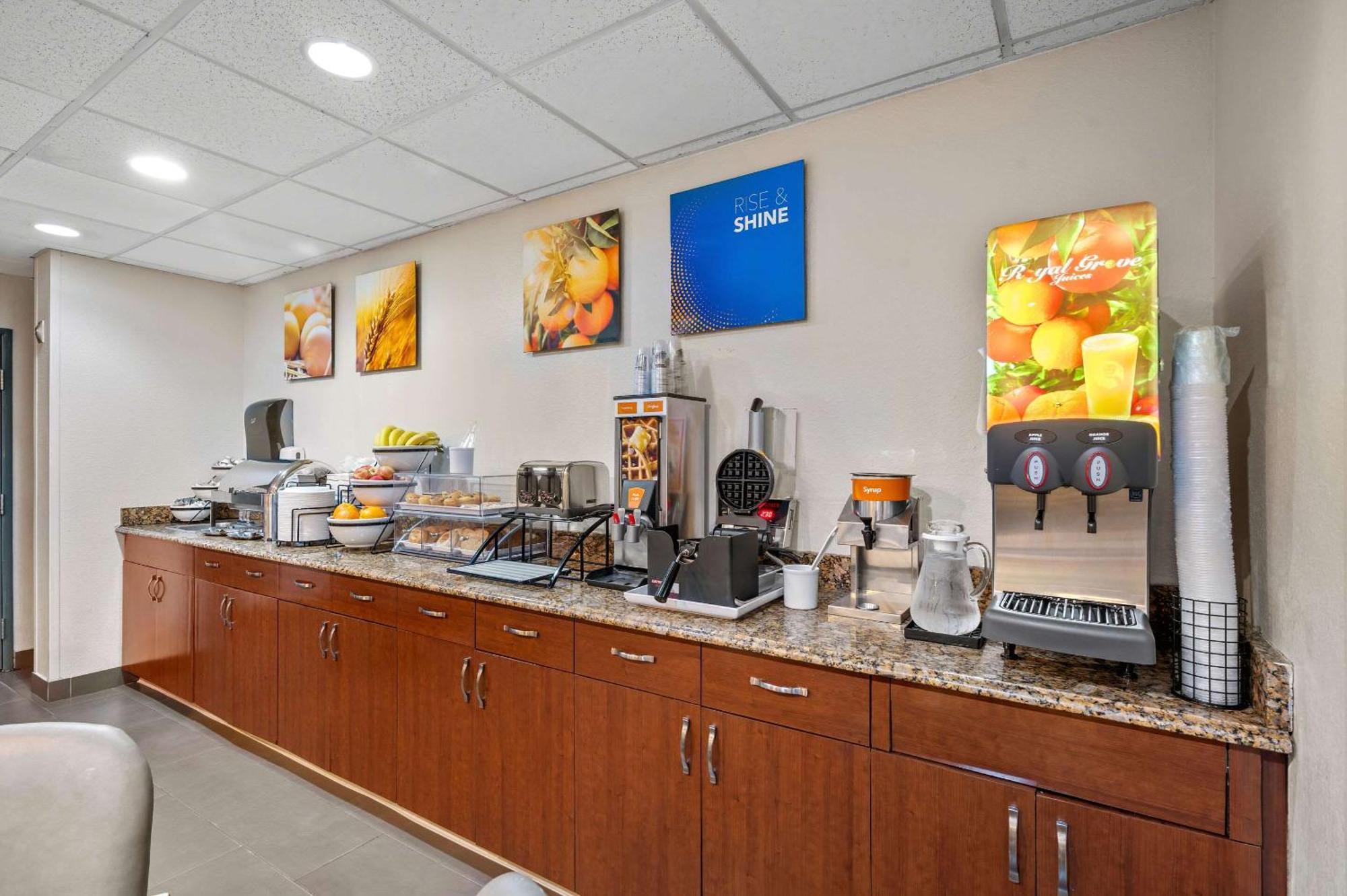 Comfort Inn Fort Myers Northeast Zewnętrze zdjęcie