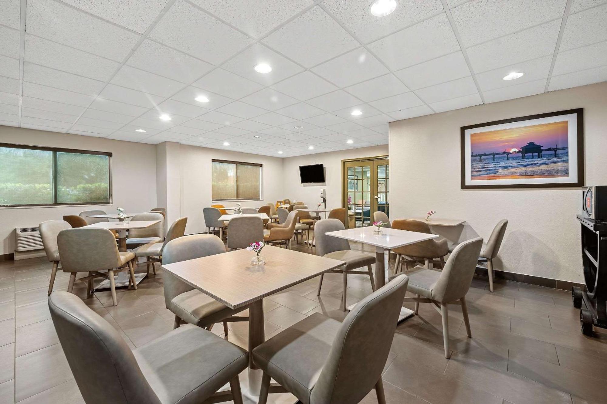 Comfort Inn Fort Myers Northeast Zewnętrze zdjęcie