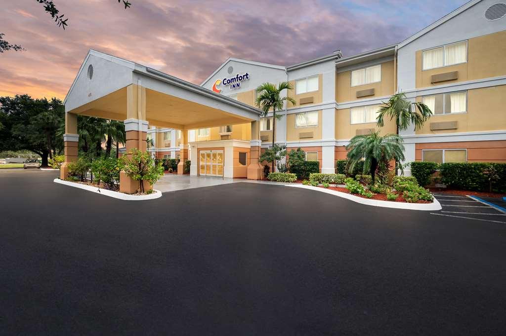 Comfort Inn Fort Myers Northeast Zewnętrze zdjęcie