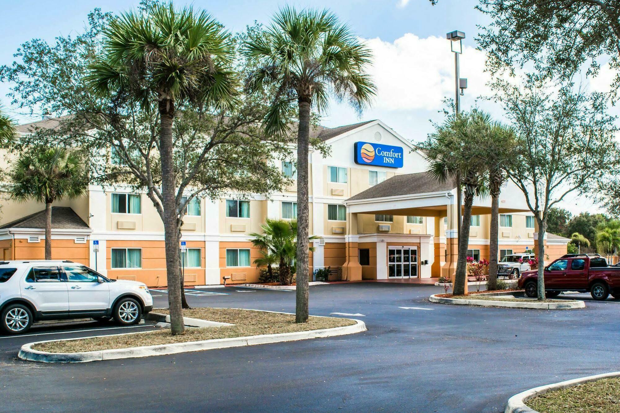 Comfort Inn Fort Myers Northeast Zewnętrze zdjęcie