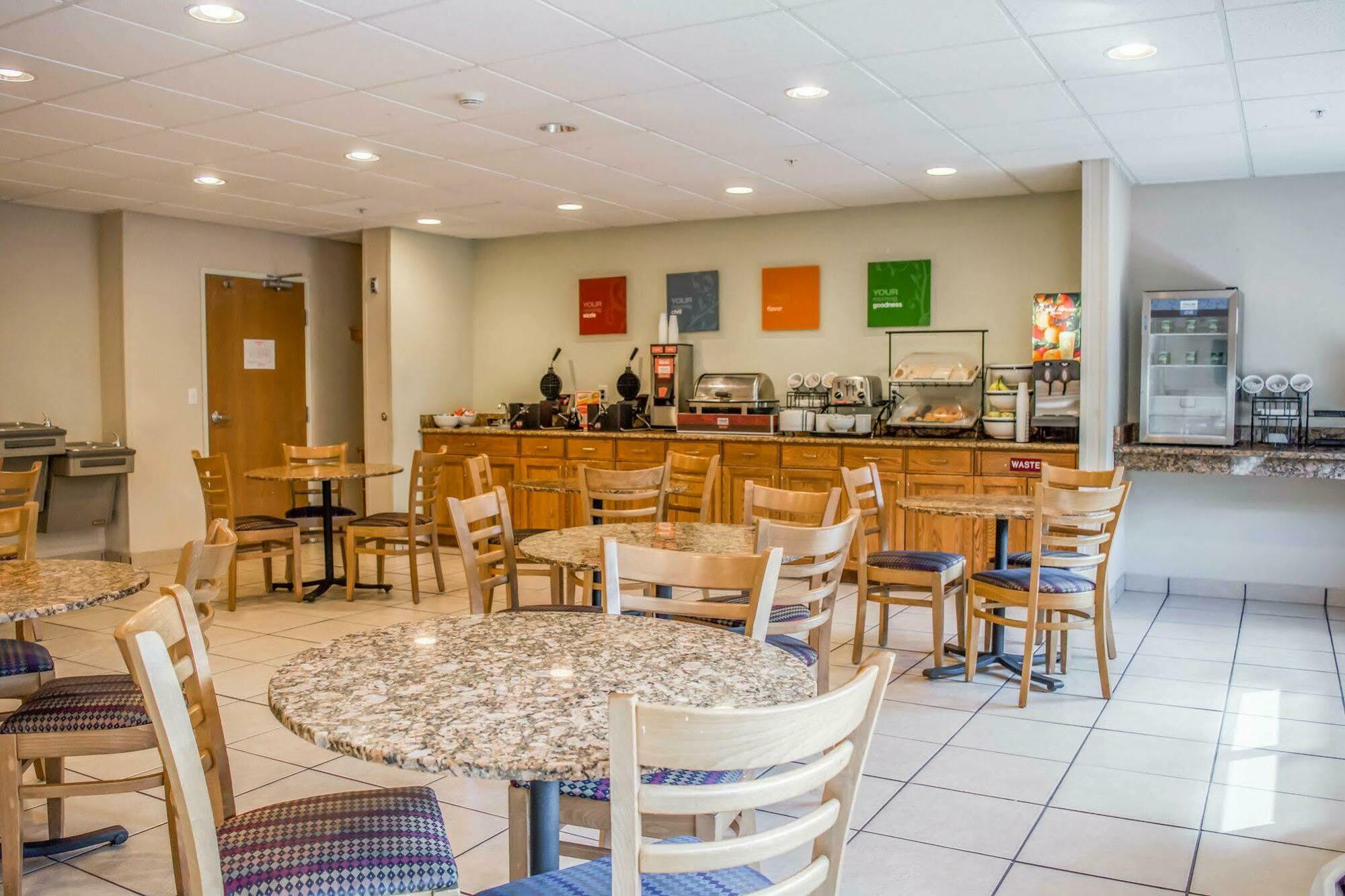 Comfort Inn Fort Myers Northeast Zewnętrze zdjęcie